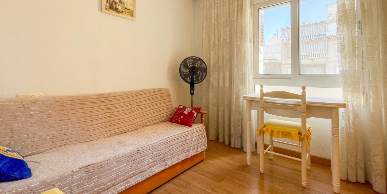 Rynek wtórny - Mieszkanie  -
Torrevieja - Playa Acequion