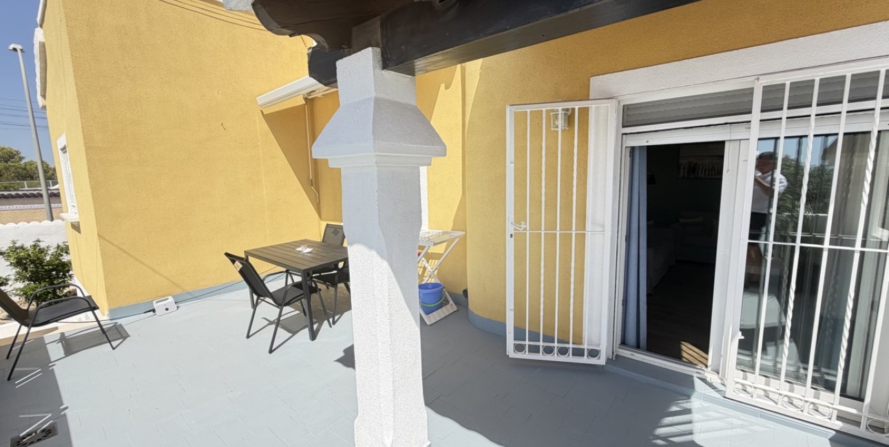 Resale - Villa -
Orihuela Costa - Villamartin