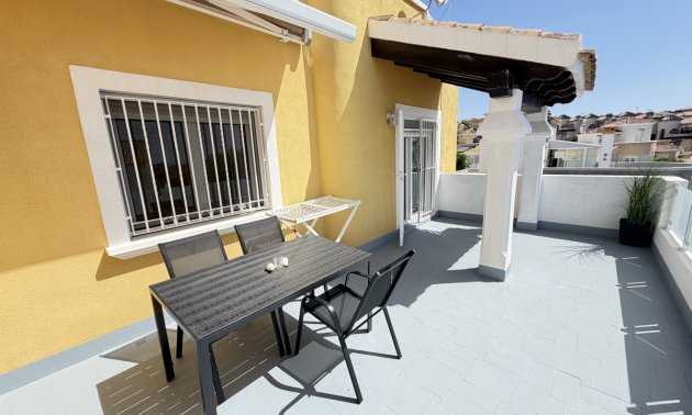 Resale - Villa -
Orihuela Costa - Villamartin