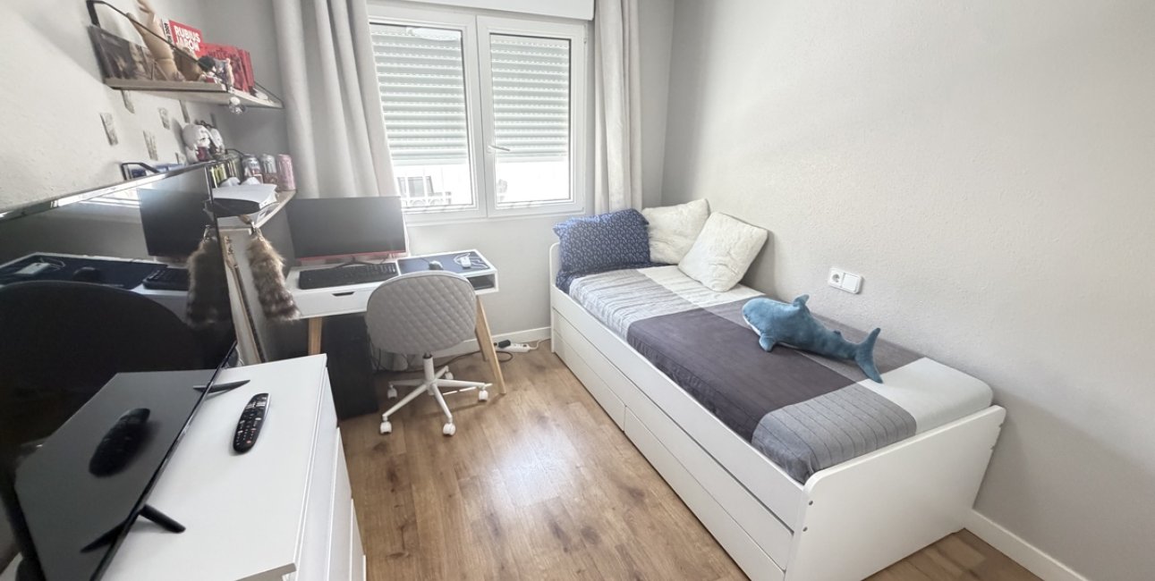 Resale - Villa -
Orihuela Costa - Villamartin