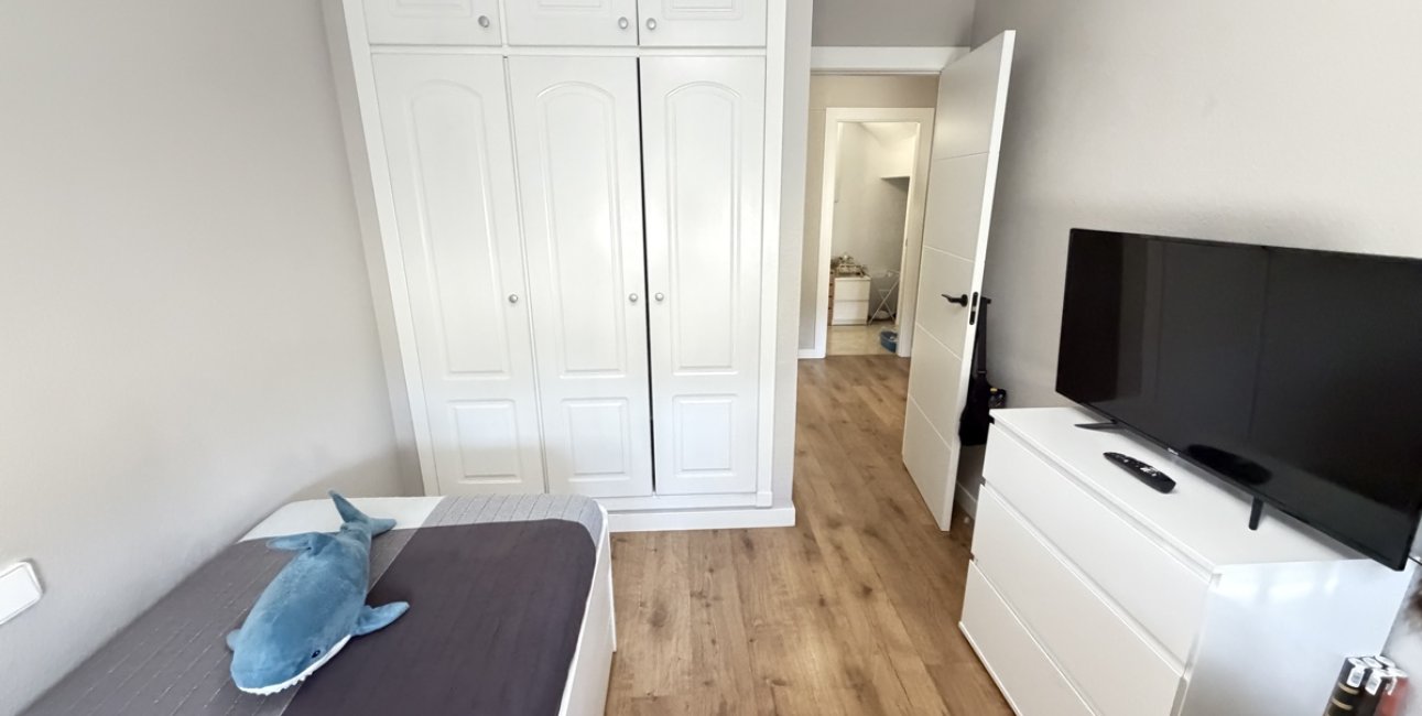 Resale - Villa -
Orihuela Costa - Villamartin