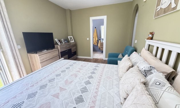 Resale - Villa -
Orihuela Costa - Villamartin