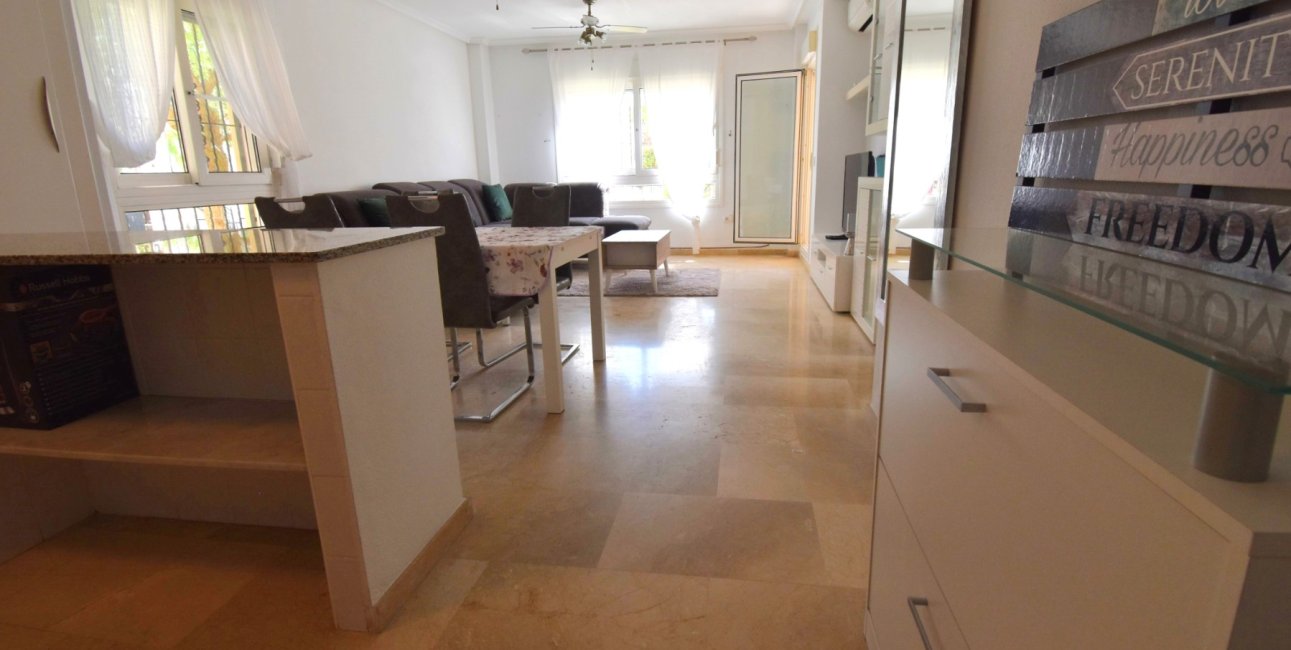 Reventa - Apartamento / piso -
Orihuela Costa - Playa Flamenca