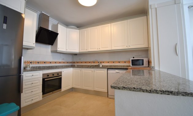 Reventa - Apartamento / piso -
Orihuela Costa - Playa Flamenca