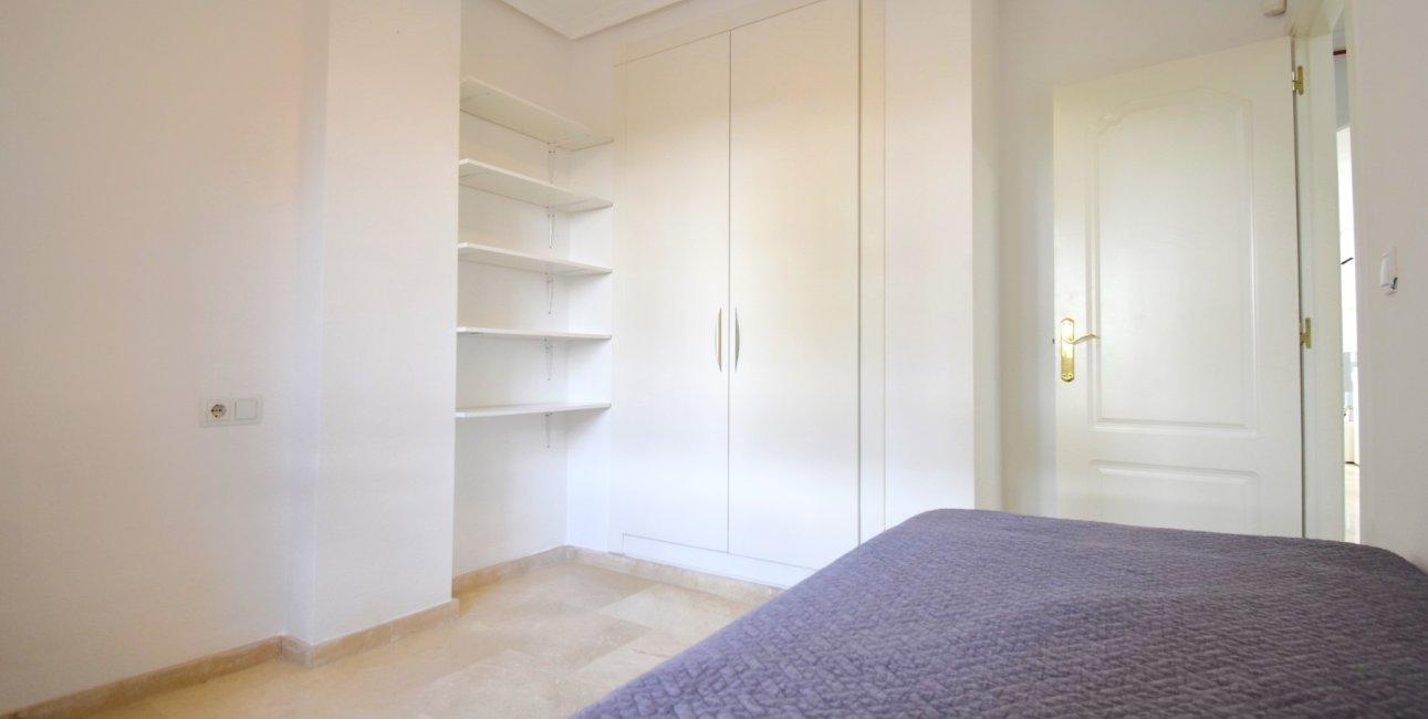 Reventa - Apartamento / piso -
Orihuela Costa - Playa Flamenca
