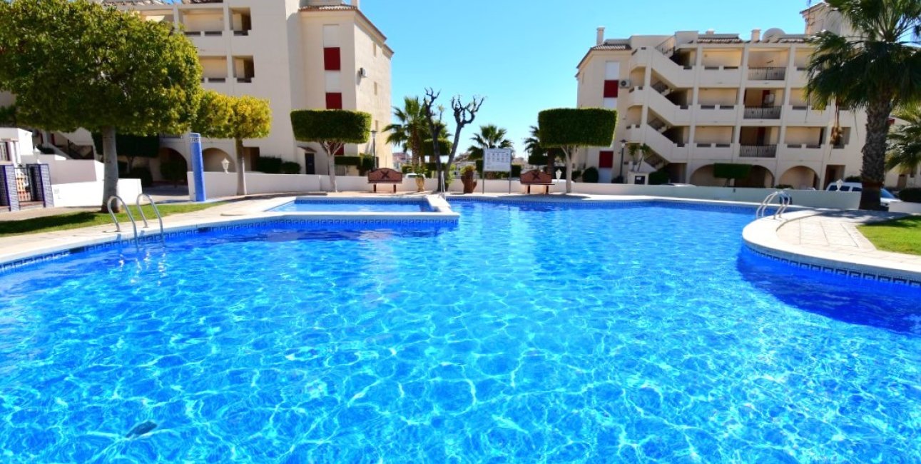 Reventa - Apartamento / piso -
Orihuela Costa - Playa Flamenca