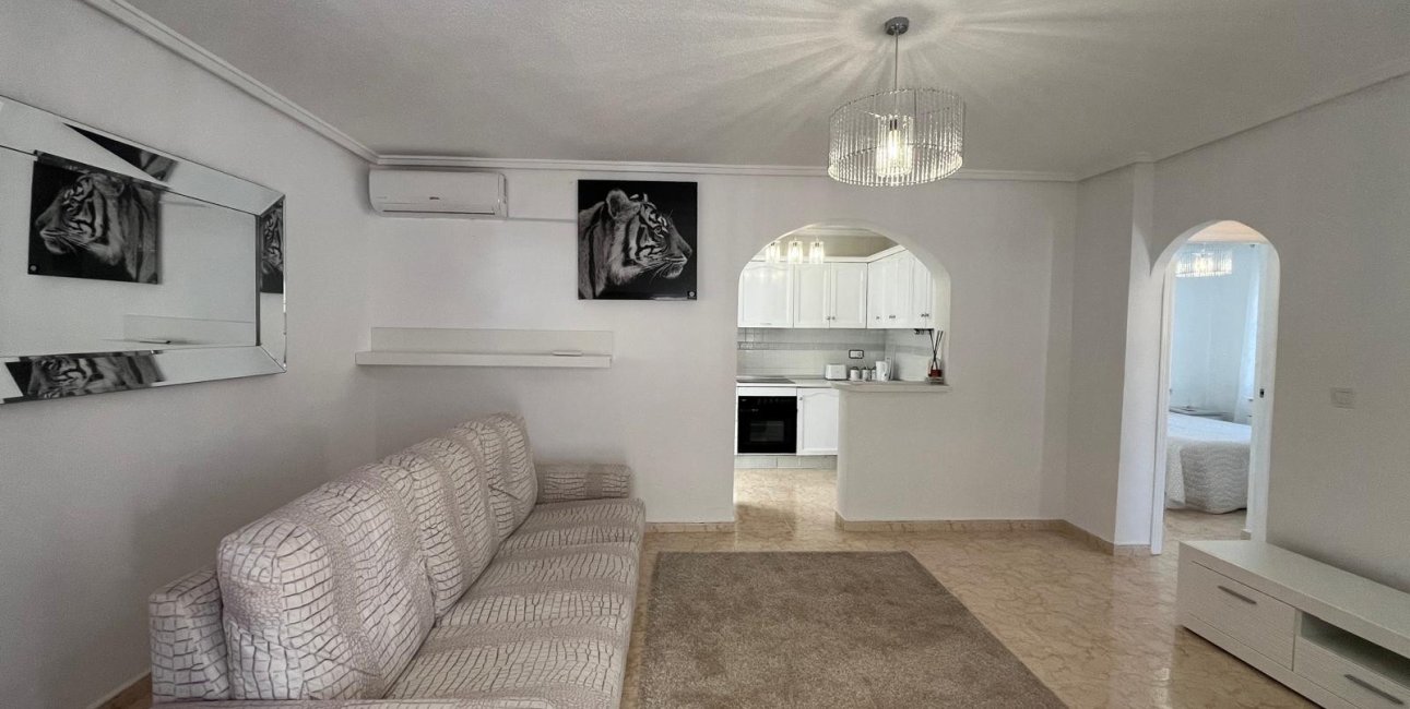 Resale - Townhouse -
Orihuela Costa - Punta Prima