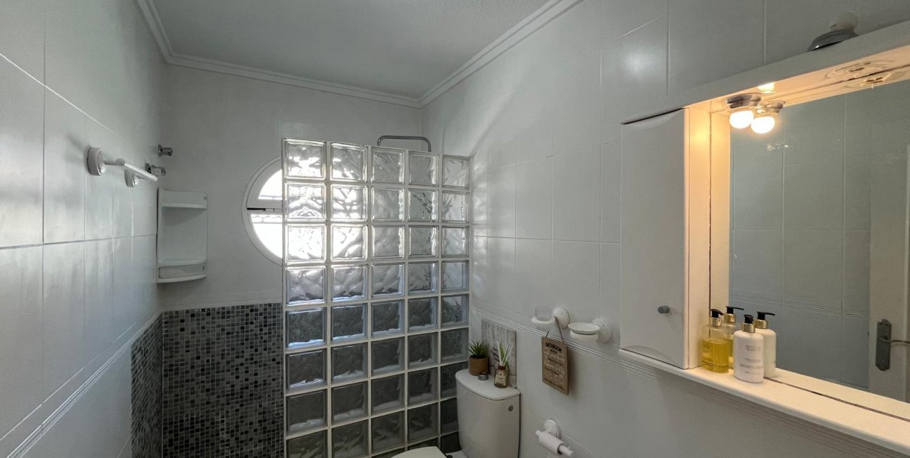 Resale - Townhouse -
Orihuela Costa - Punta Prima