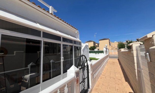 Resale - Townhouse -
Orihuela Costa - Punta Prima