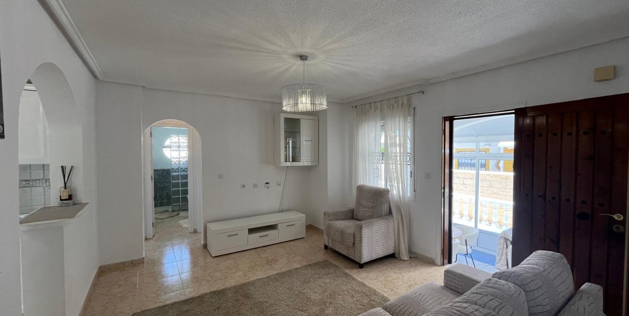 Resale - Townhouse -
Orihuela Costa - Punta Prima