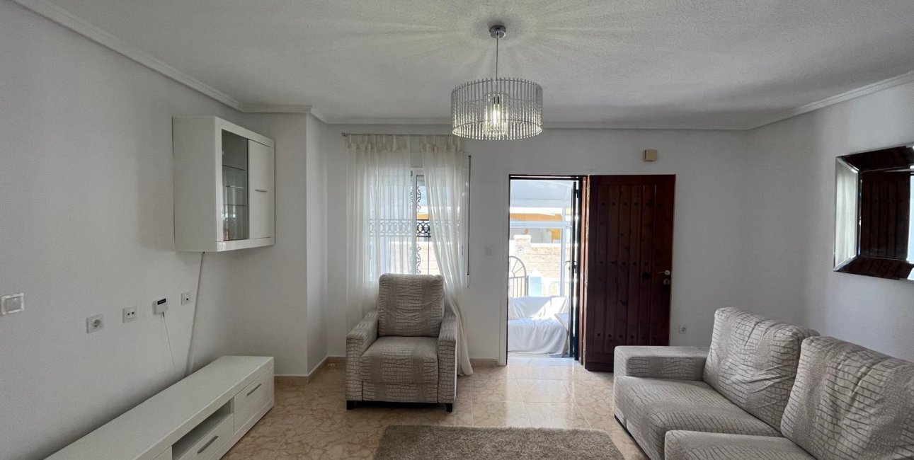 Resale - Townhouse -
Orihuela Costa - Punta Prima