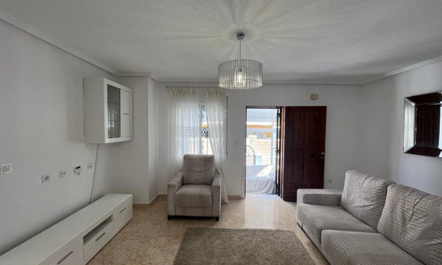 Resale - Townhouse -
Orihuela Costa - Punta Prima