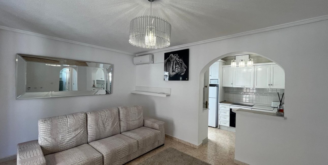 Resale - Townhouse -
Orihuela Costa - Punta Prima