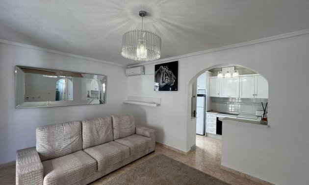 Resale - Townhouse -
Orihuela Costa - Punta Prima