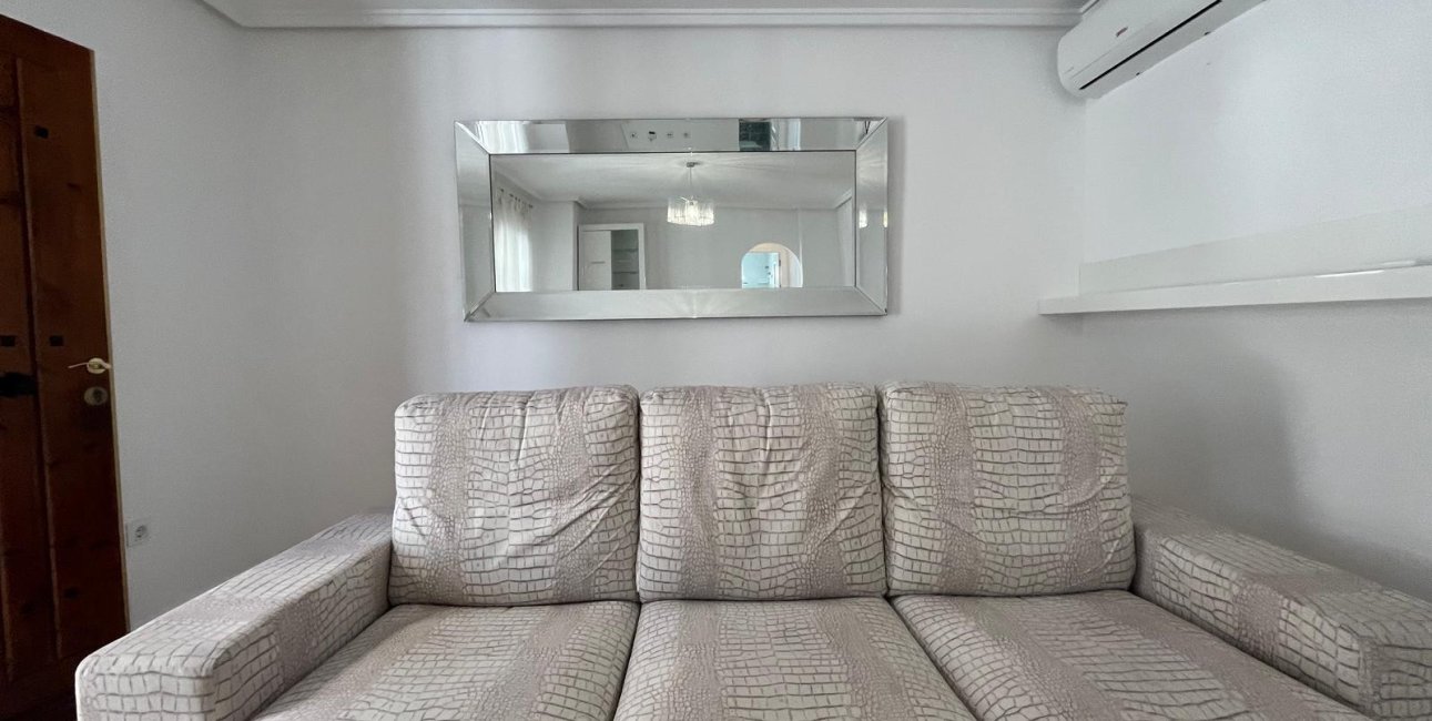 Resale - Townhouse -
Orihuela Costa - Punta Prima