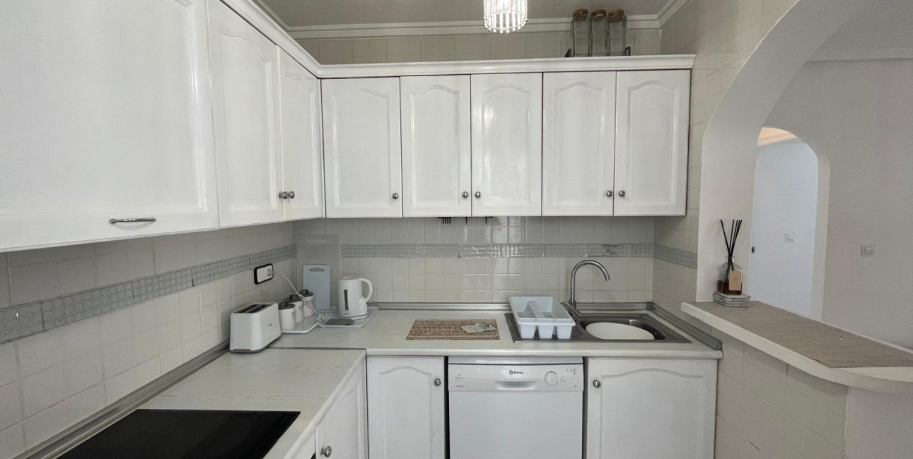 Resale - Townhouse -
Orihuela Costa - Punta Prima