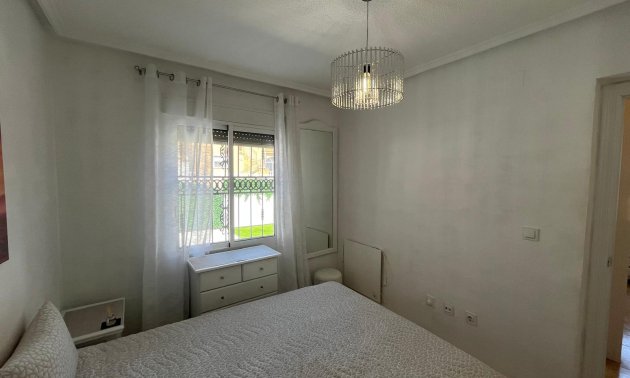 Resale - Townhouse -
Orihuela Costa - Punta Prima