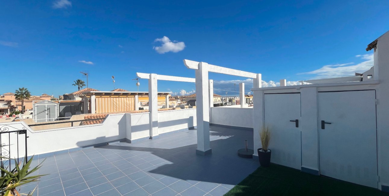 Resale - Townhouse -
Orihuela Costa - Punta Prima