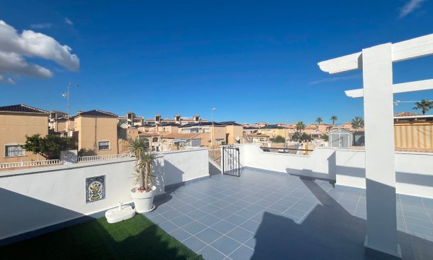 Resale - Townhouse -
Orihuela Costa - Punta Prima