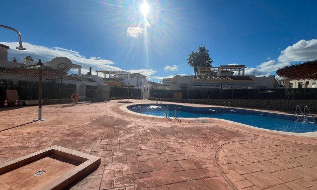 Resale - Townhouse -
Orihuela Costa - Punta Prima