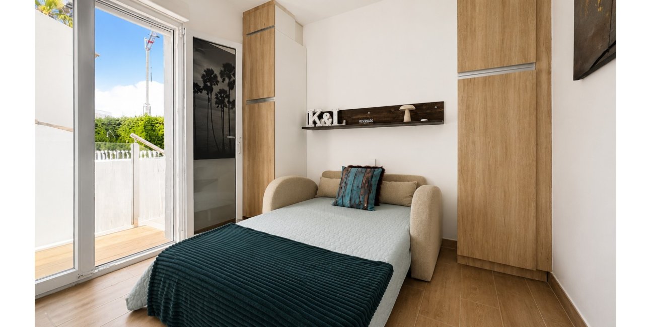 Resale - Villa -
Orihuela Costa - Villamartin