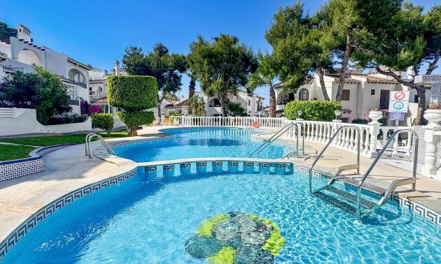 Reventa - Bungalow -
Torrevieja - Aguas Nuevas