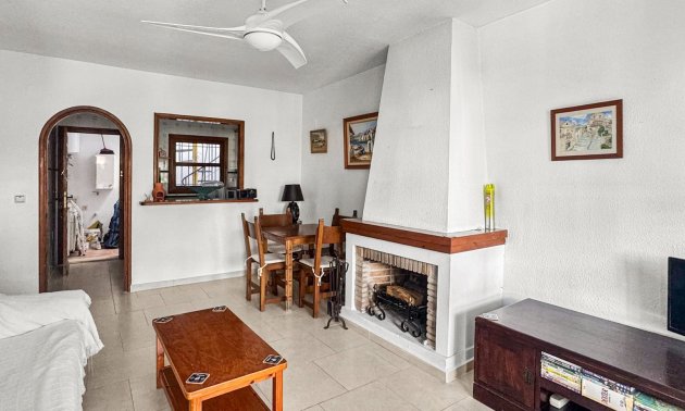 Reventa - Bungalow -
Torrevieja - Aguas Nuevas