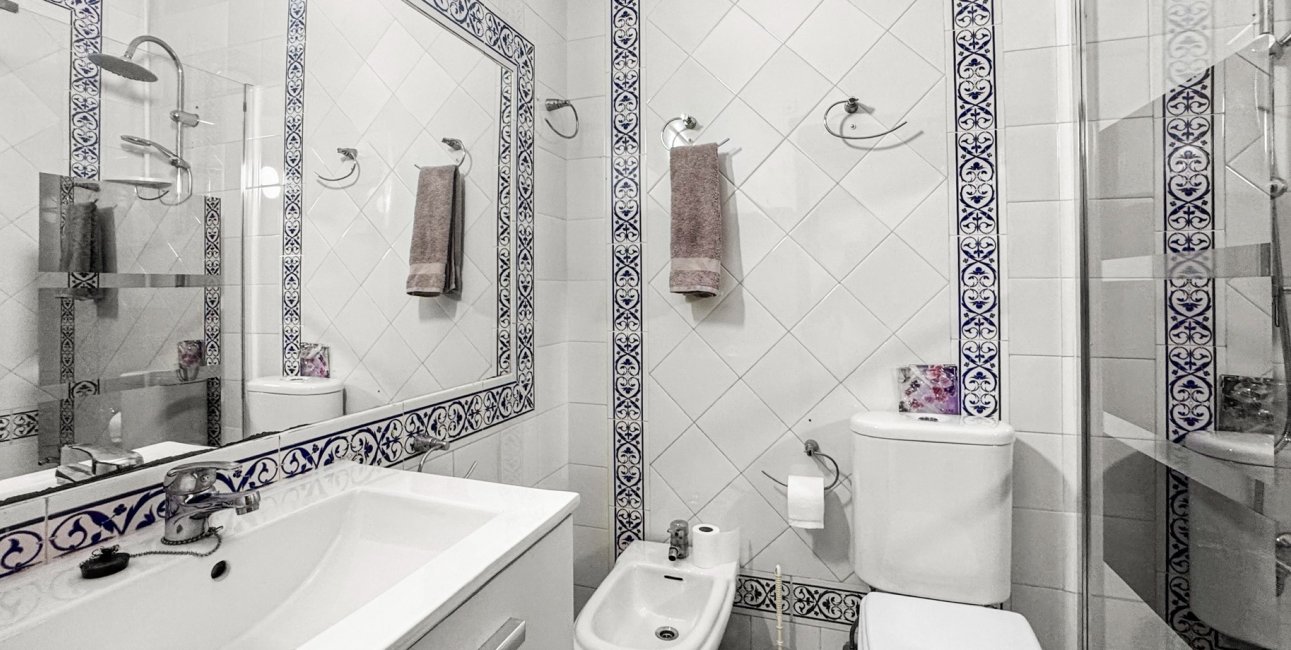 Reventa - Bungalow -
Torrevieja - Aguas Nuevas