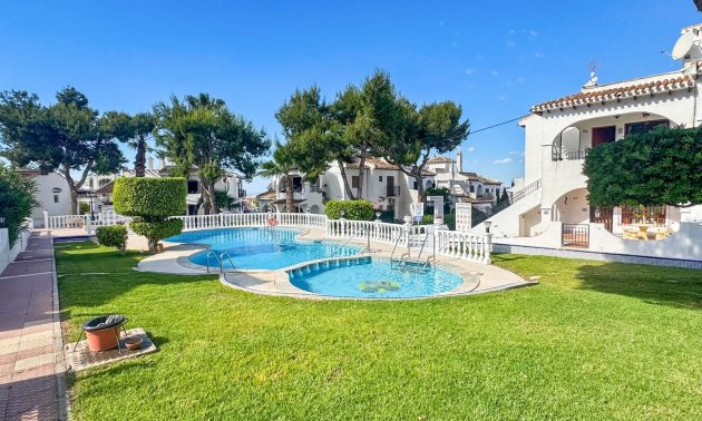 Reventa - Bungalow -
Torrevieja - Aguas Nuevas
