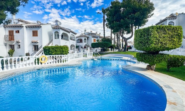 Reventa - Bungalow -
Torrevieja - Aguas Nuevas