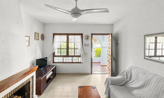 Reventa - Bungalow -
Torrevieja - Aguas Nuevas