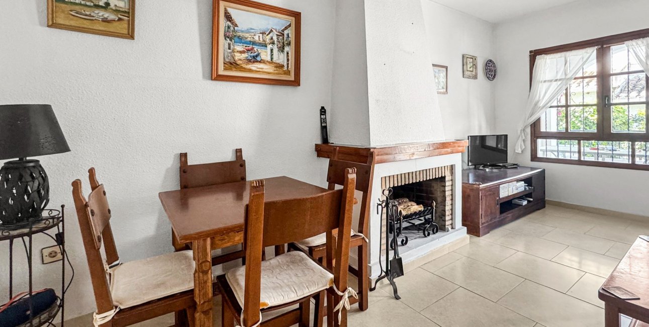 Reventa - Bungalow -
Torrevieja - Aguas Nuevas