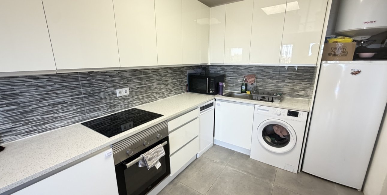 Resale - Villa -
Orihuela Costa - Villamartin