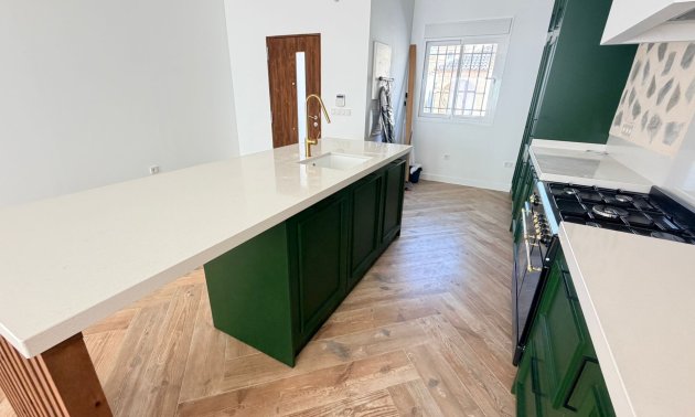 Resale - Bungalow -
Catral - Catral - Town
