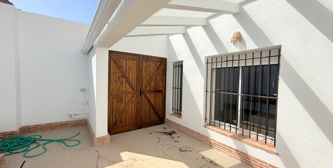 Resale - Bungalow -
Catral - Catral - Town