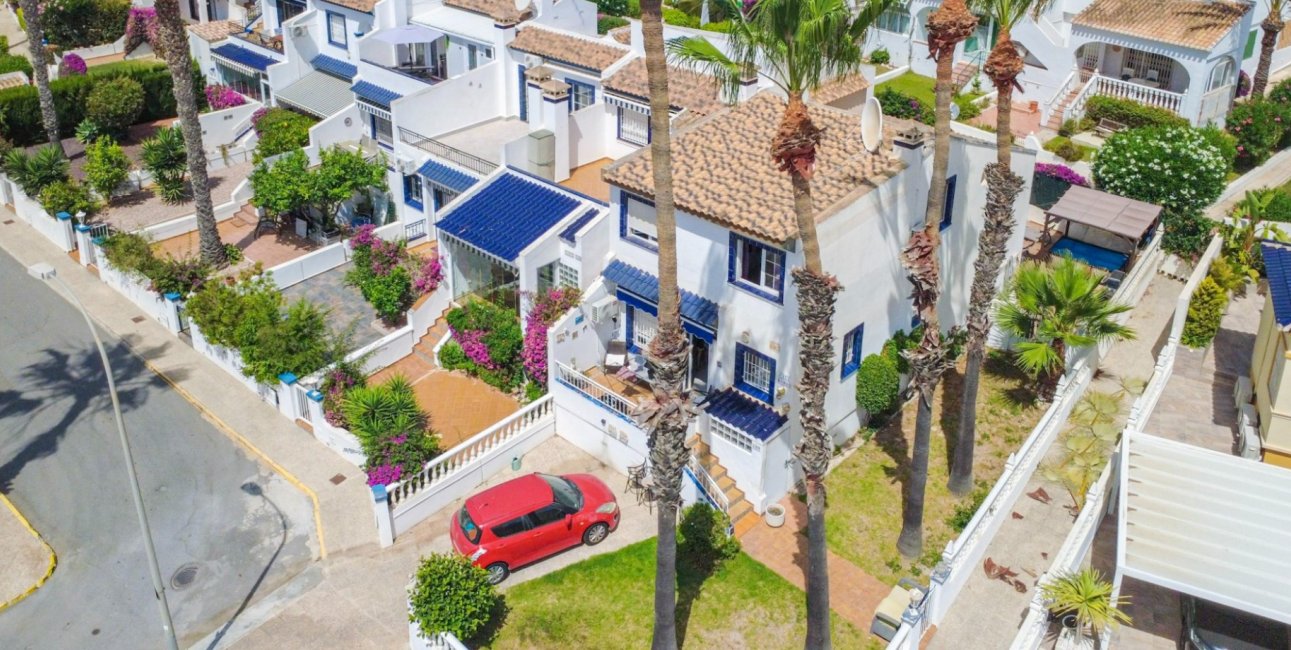 Resale - Townhouse -
Orihuela Costa - Los Dolses
