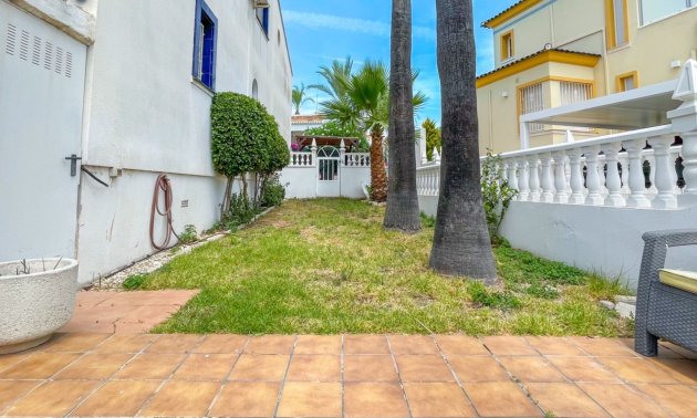Resale - Townhouse -
Orihuela Costa - Los Dolses