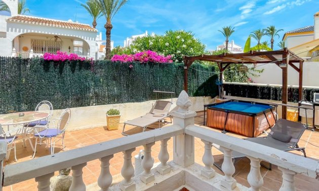 Resale - Townhouse -
Orihuela Costa - Los Dolses