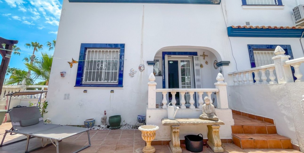 Resale - Townhouse -
Orihuela Costa - Los Dolses