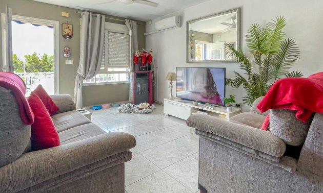 Resale - Townhouse -
Orihuela Costa - Los Dolses