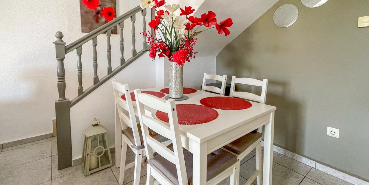Resale - Townhouse -
Orihuela Costa - Los Dolses