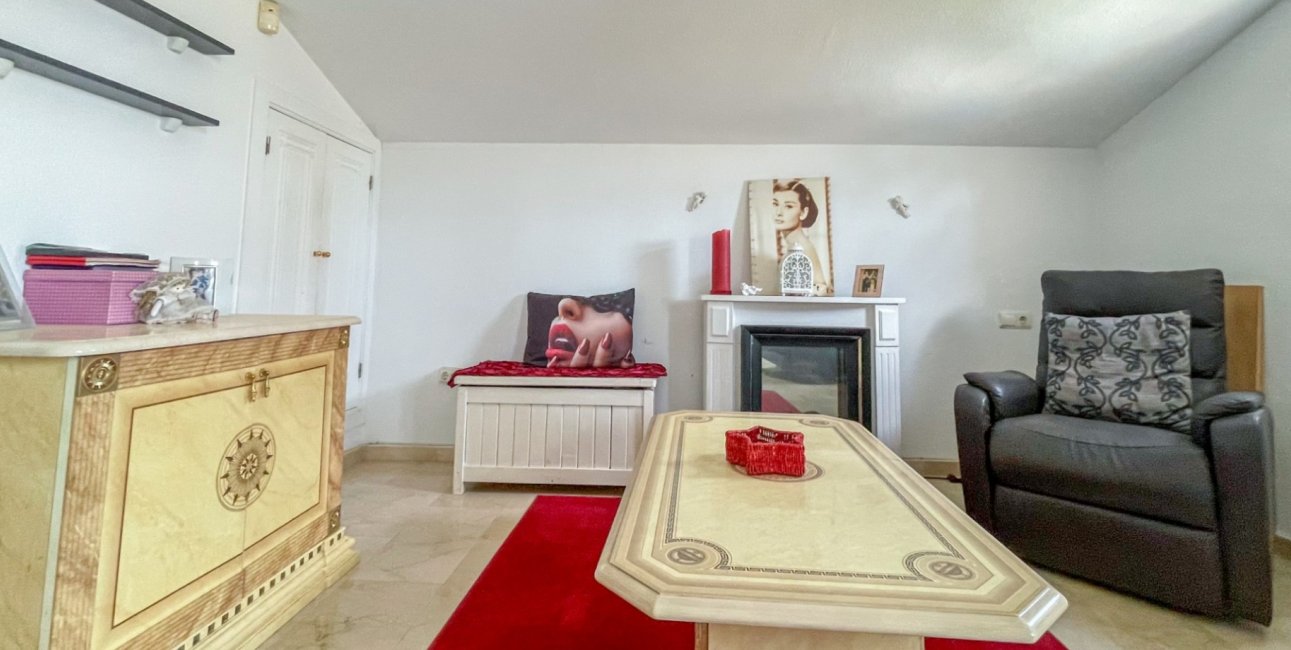Resale - Townhouse -
Orihuela Costa - Los Dolses