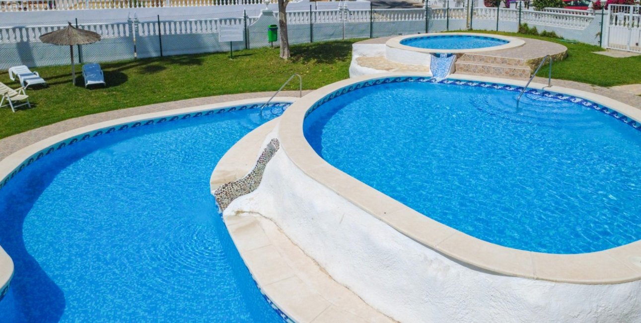 Resale - Townhouse -
Orihuela Costa - Los Dolses