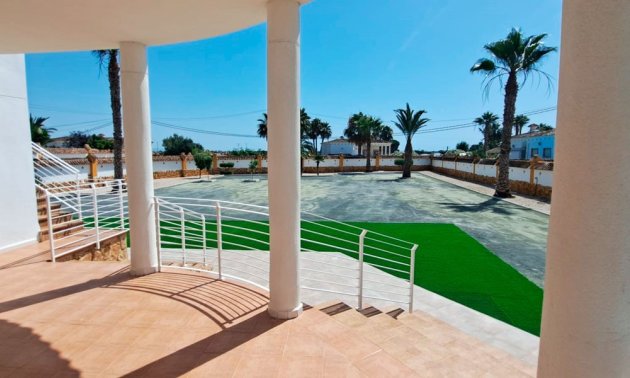 Resale - Country House -
Catral - Catral - Country