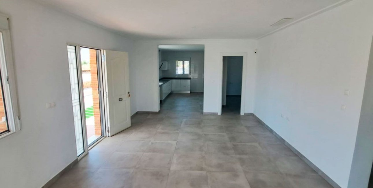 Resale - Country House -
Catral - Catral - Country