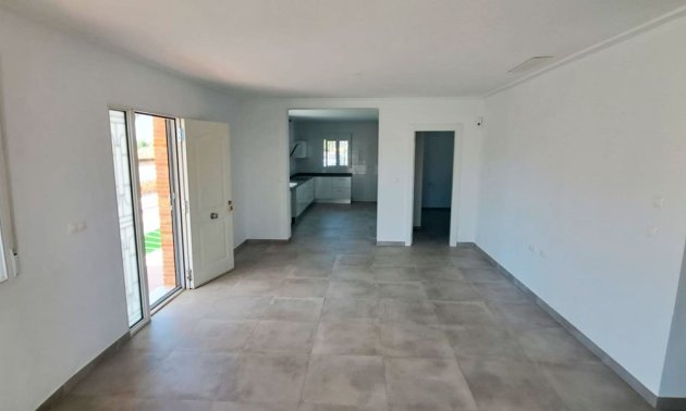 Resale - Country House -
Catral - Catral - Country