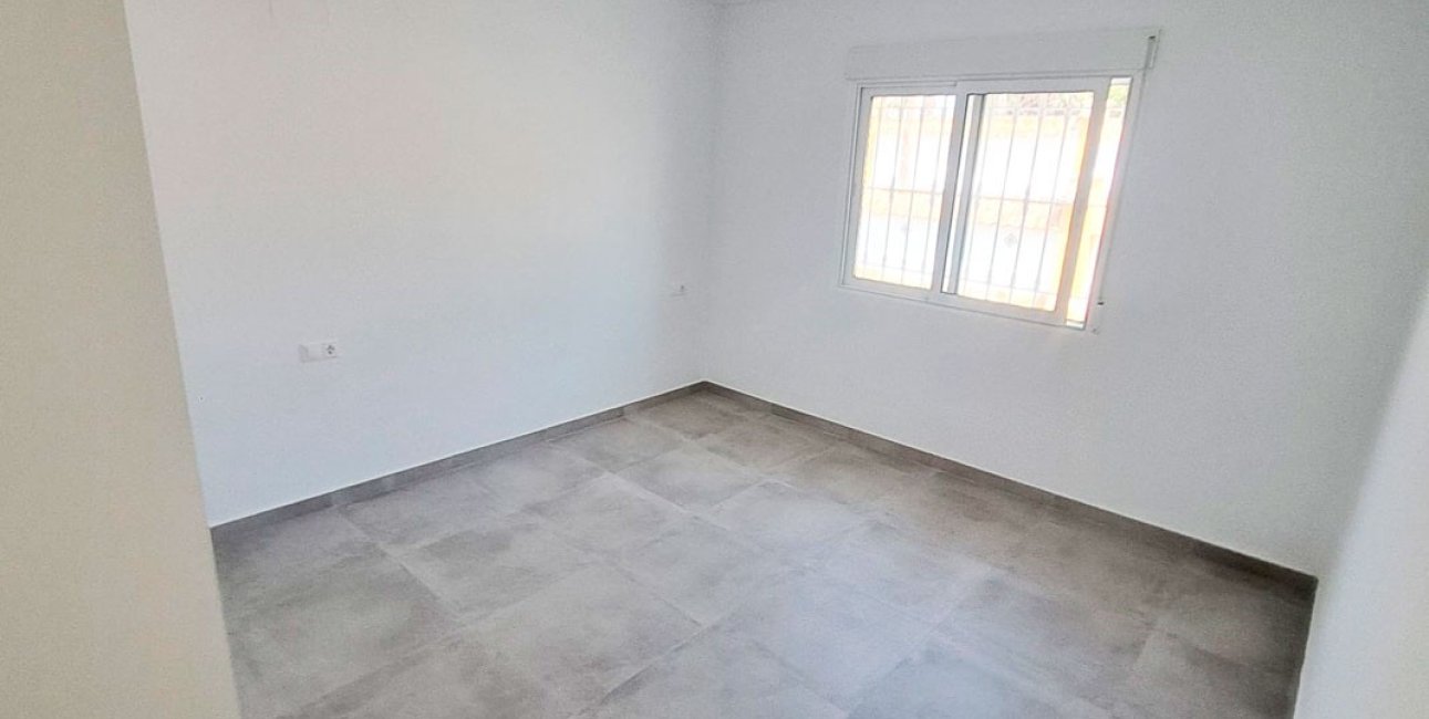Resale - Country House -
Catral - Catral - Country