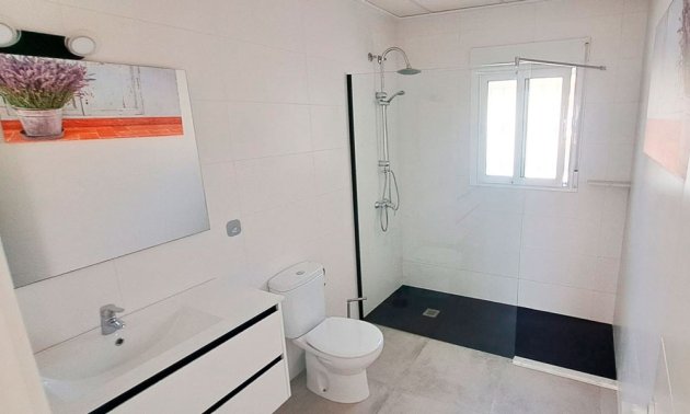 Resale - Country House -
Catral - Catral - Country
