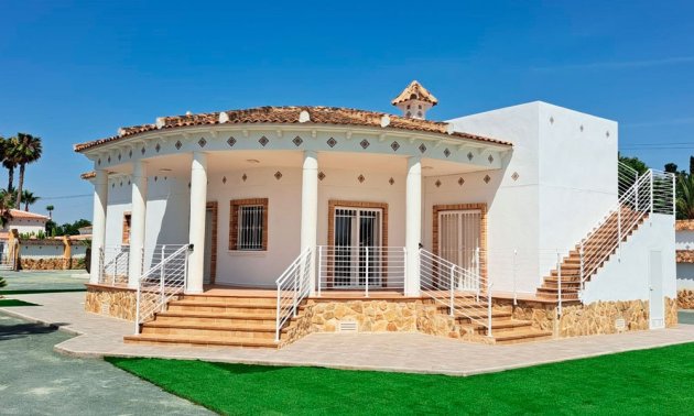 Resale - Country House -
Catral - Catral - Country