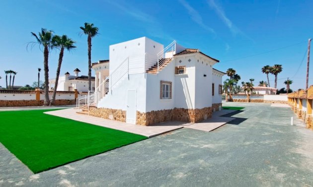 Resale - Country House -
Catral - Catral - Country